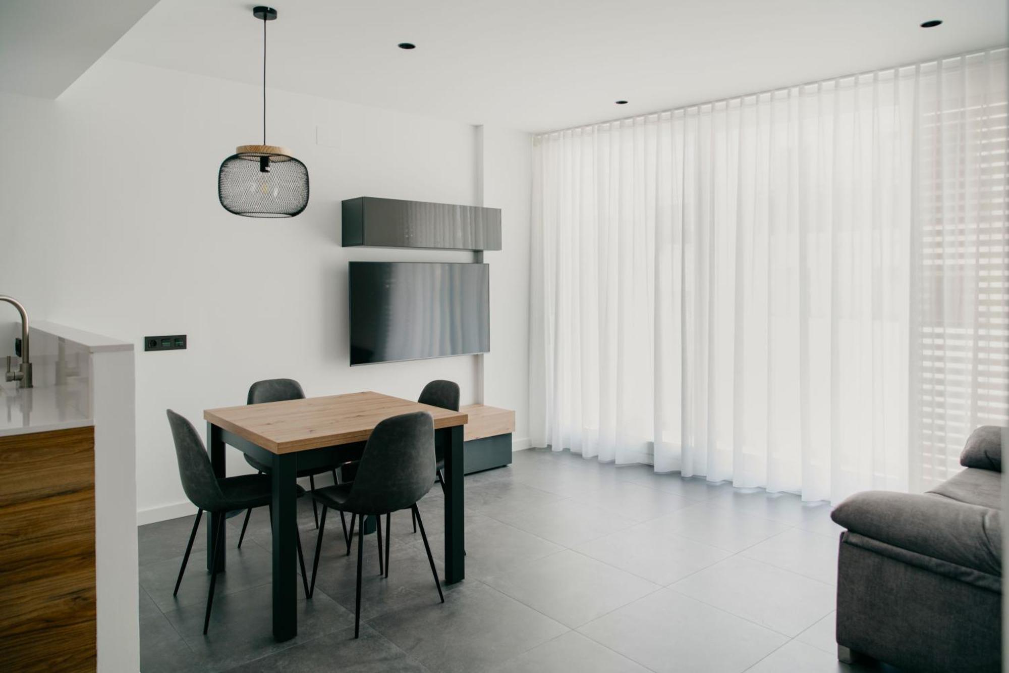 Suites Port Кембрилс Екстериор снимка